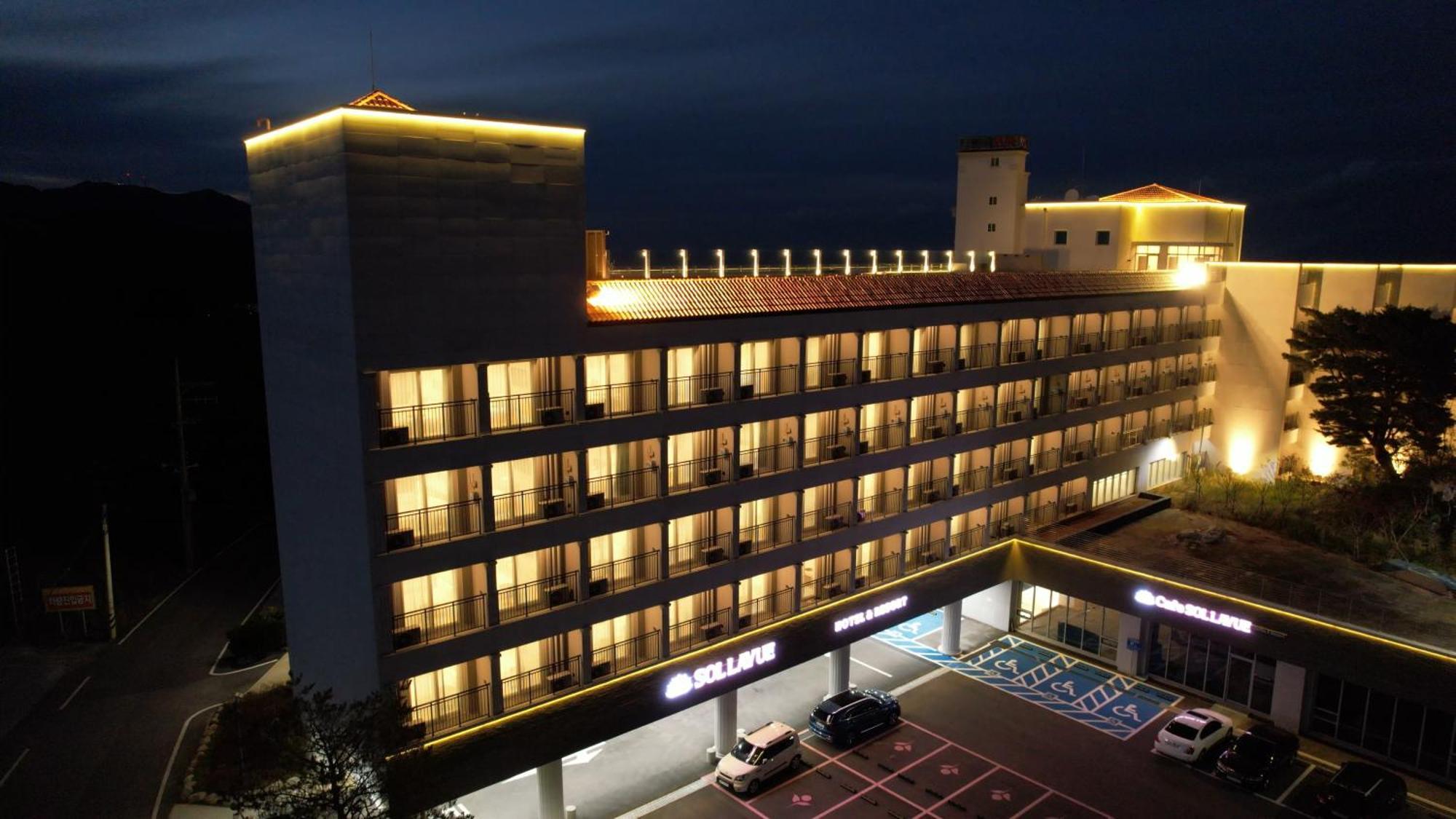 Sollavue Hotel & Resort Gangneung Buitenkant foto